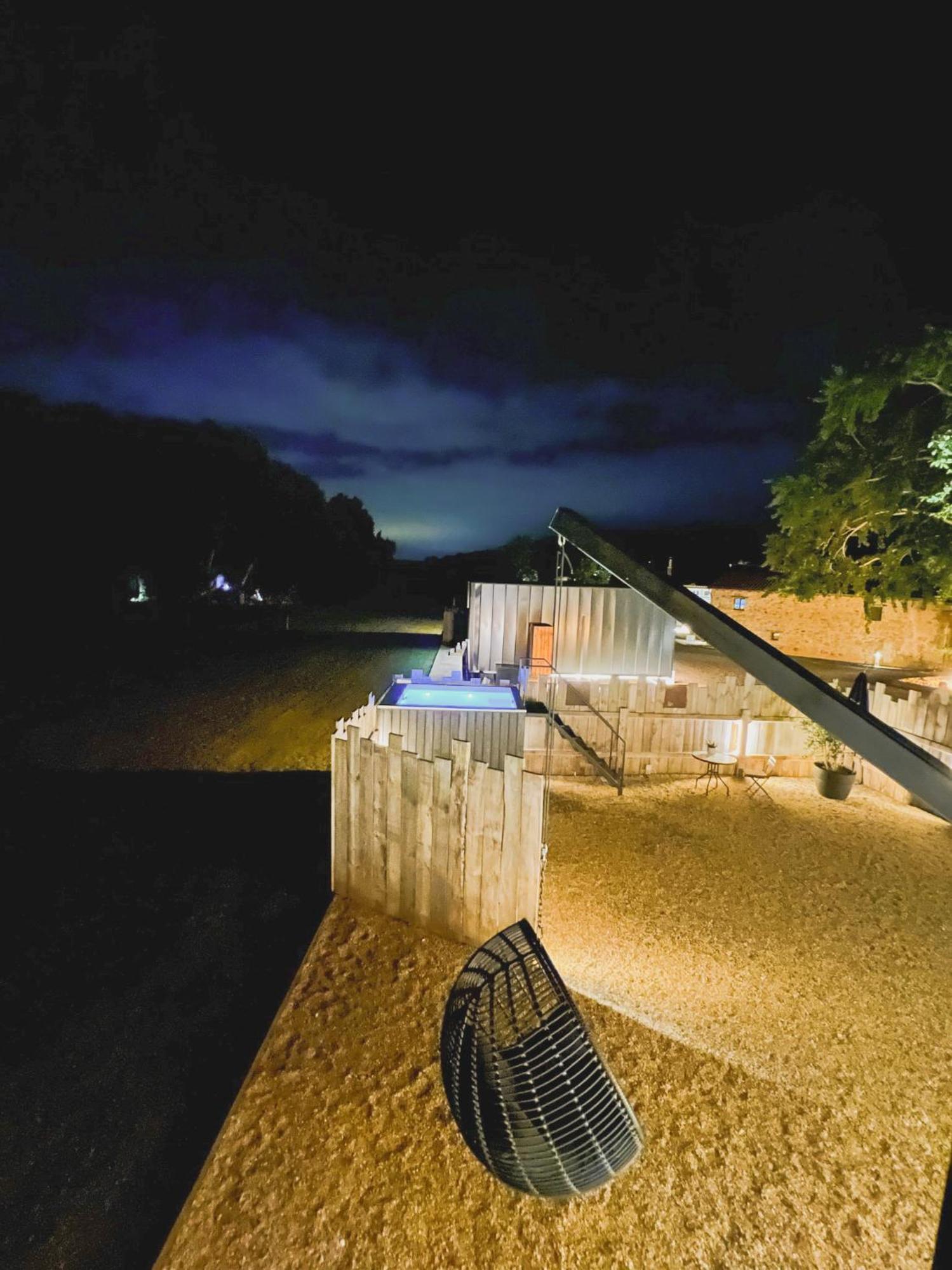 Vibe Luxury Cabins Arnuero Εξωτερικό φωτογραφία